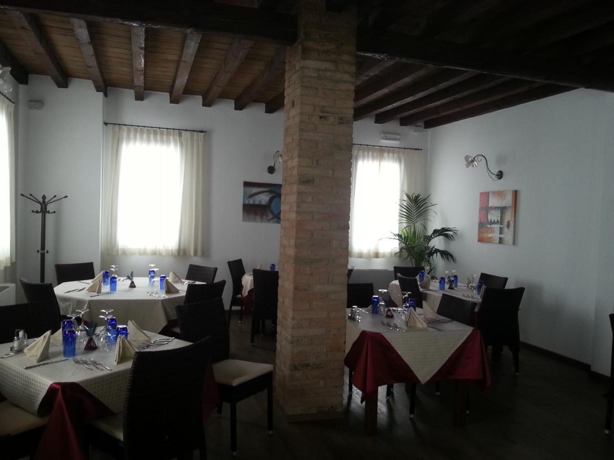 Hotel La Vecchia Reggio 레조넬에밀리아 외부 사진