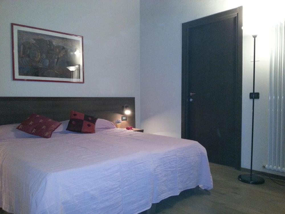 Hotel La Vecchia Reggio 레조넬에밀리아 외부 사진